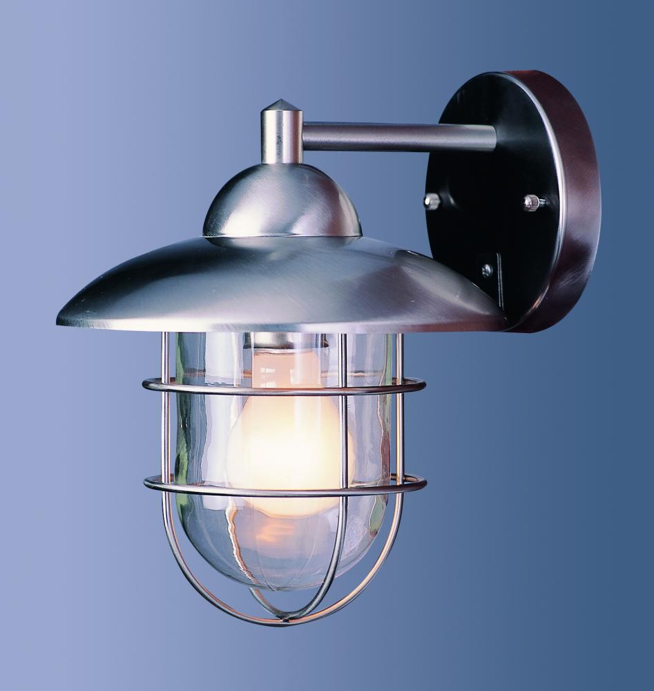 Gull 8" Wall Lantern